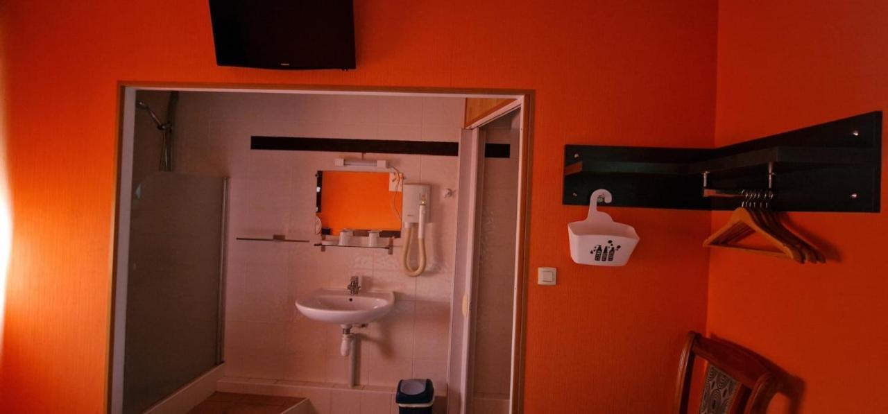Hotel Les Rosiers La Rochelle  Ngoại thất bức ảnh