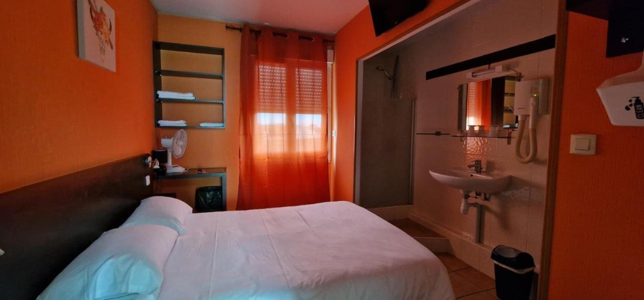 Hotel Les Rosiers La Rochelle  Ngoại thất bức ảnh
