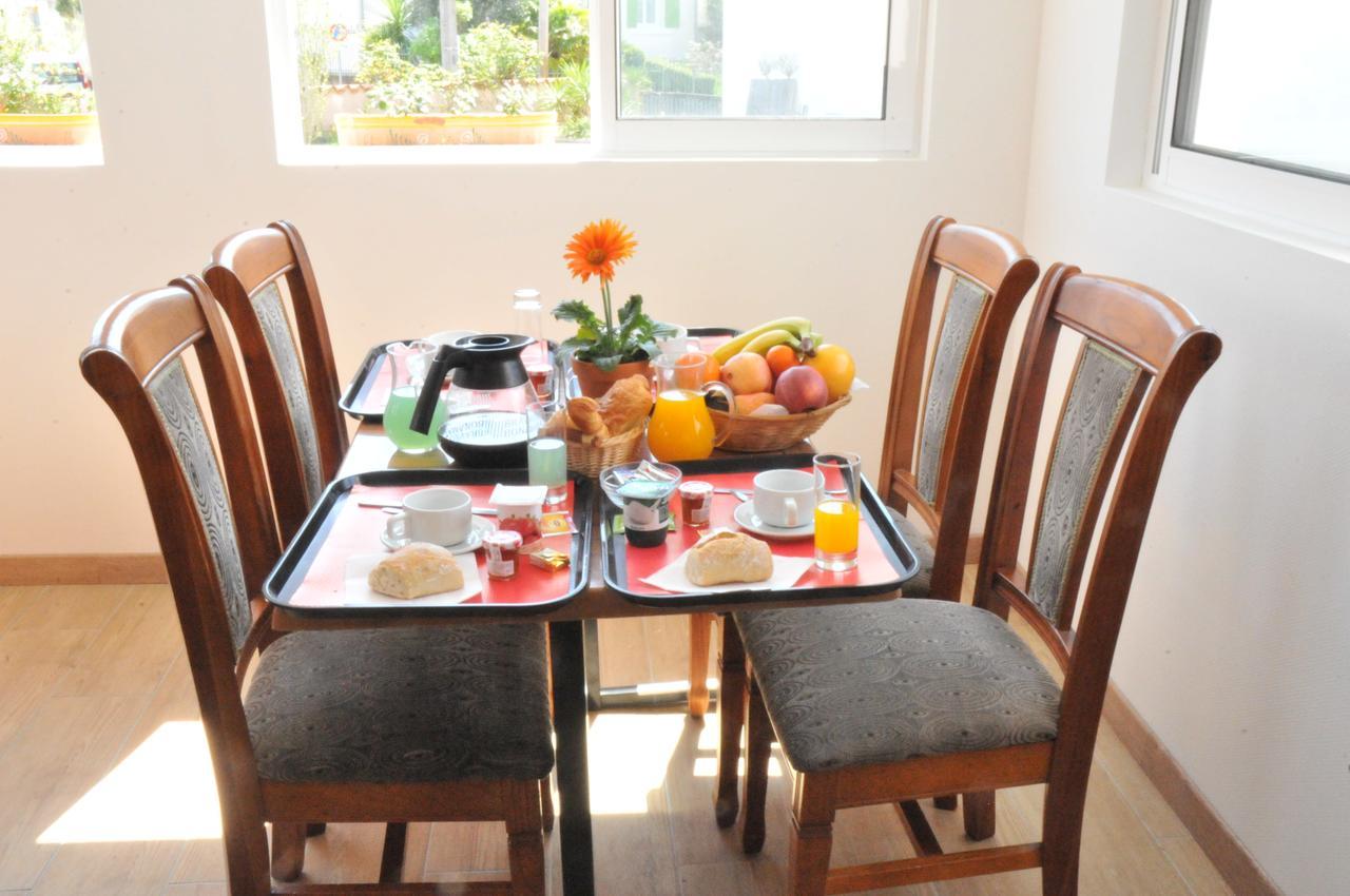 Hotel Les Rosiers La Rochelle  Ngoại thất bức ảnh