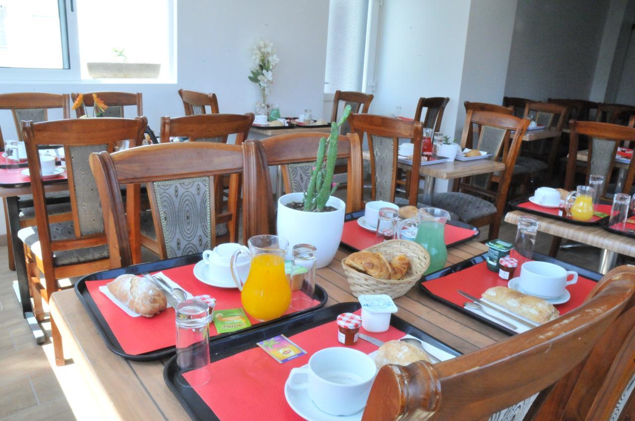 Hotel Les Rosiers La Rochelle  Ngoại thất bức ảnh