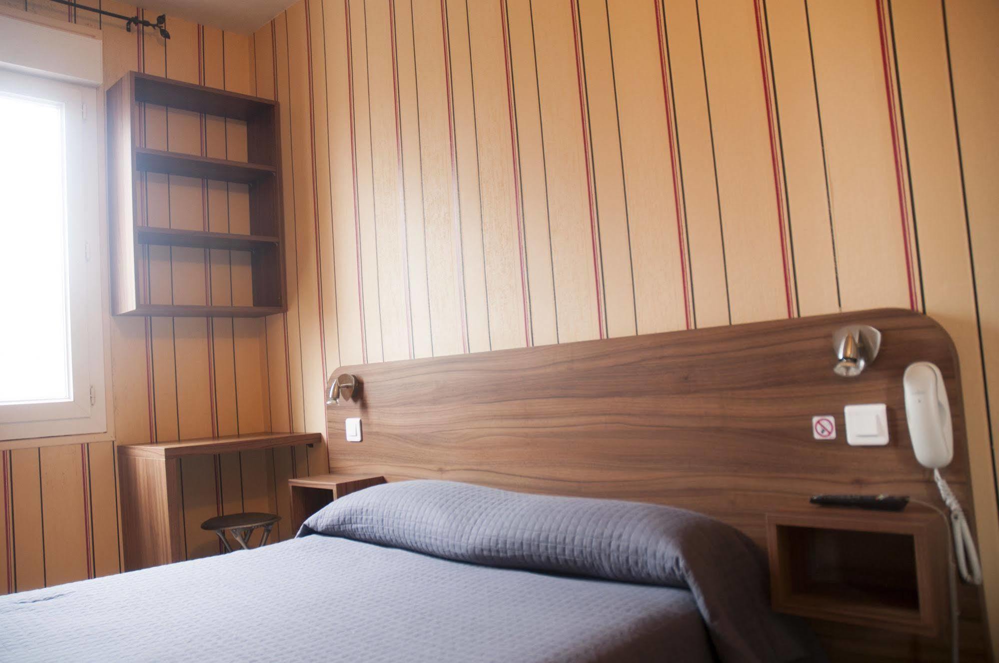 Hotel Les Rosiers La Rochelle  Ngoại thất bức ảnh
